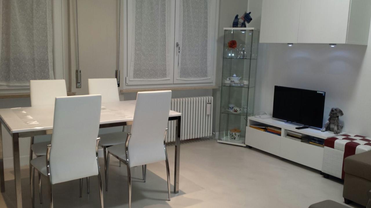 Bed & Breakfast Sforza 19 San Colombano al Lambro Bagian luar foto