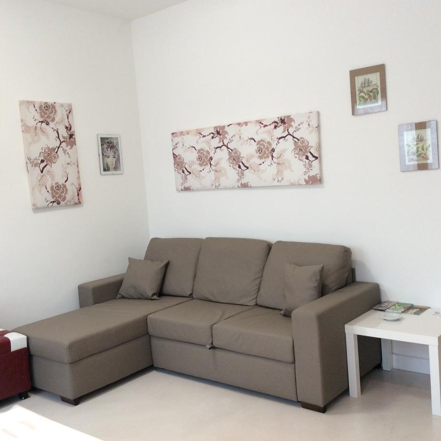 Bed & Breakfast Sforza 19 San Colombano al Lambro Bagian luar foto