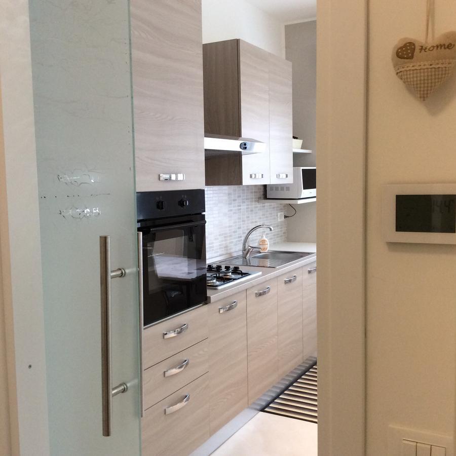 Bed & Breakfast Sforza 19 San Colombano al Lambro Bagian luar foto