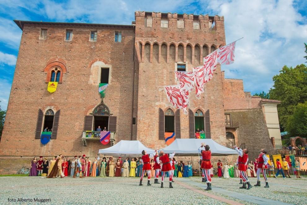 Bed & Breakfast Sforza 19 San Colombano al Lambro Bagian luar foto