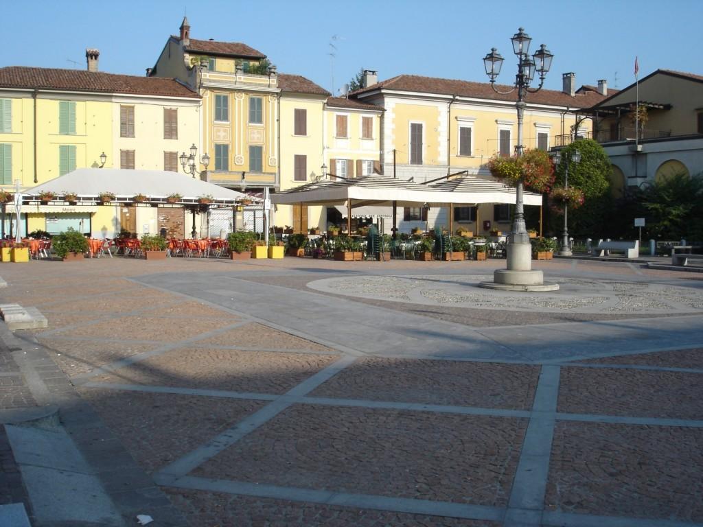 Bed & Breakfast Sforza 19 San Colombano al Lambro Bagian luar foto